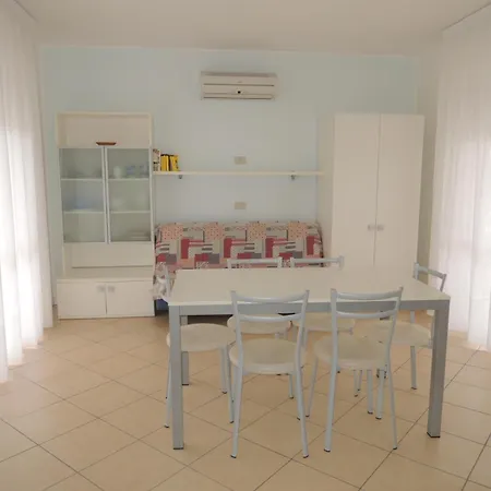 Holiday home Bianco E Nero
